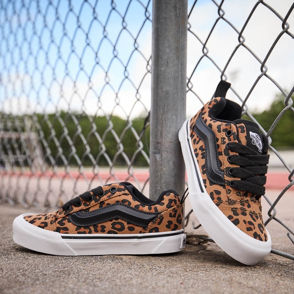 Vans Knu Skool leopard Skate Shoe – Off The Wall. Kids size 12 – NWOTS!