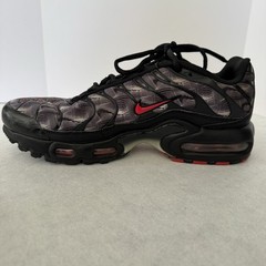 Nike Air Max Plus TN Topography Pack Black & White 7Y Running Shoes DJ4622-001