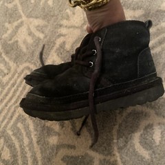 ugg boots kids size 10