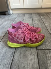 Nike Kyrie 5 Patrick Star Size 10 Lace-Up Athletic Sneakers Slightly Worn