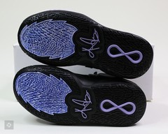 Nike Kyrie Infinity Black Silver Athletic Shoes Youth Size 3.5Y-7Y (DD0334-005)
