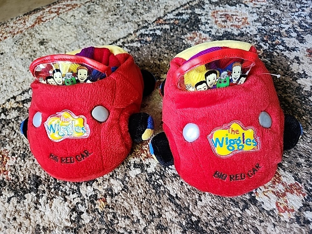 2005 The Wiggles Big Red Car Kids Slippers Size L 9-10 Boys Girls Pajama Shoes