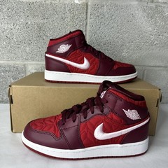 Air Jordan 1 Mid SE (GS) GYM Red/Pink Foam YOUTH Sz 4.5 / WOMEN’S 6 AV5174 600