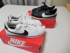 Size 7 (Y) – Nike Cortez Basic SL Low Black & White