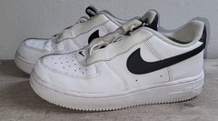 Nike Air Force 1 Toggle Stretch Lace White Black Swoosh CU5287-104 Size 1.5Y Kid