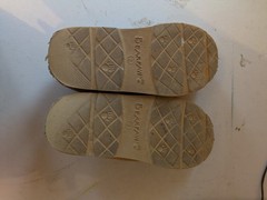 Bearpaw Martis Cocoa Shearling Slippers, Size 2, Platform Lined