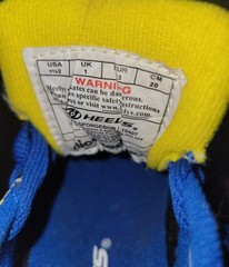 SpongeBob squarepants heelys skate shoes size youth 2 fits style small wheels