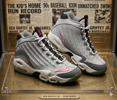 Nike Air Griffey Max 1 6.5Y Gray Pink Swoosh Ken Griffey Jr Retro Youth Shoes