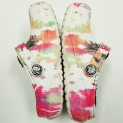Crocs lined tie dye slip on clogs child’s 12