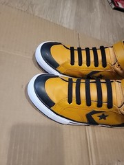 CONVERSE ALL STAR Yellow Black Hi Top Kids Sneakers Youth Size US 5 Euro 37.5