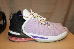 NIKE LeBron 18 PS ‚Graffiti‘ CW2760-900 Big Kids Shoes US 7Y EU 40 Purple