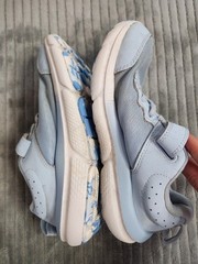 Under Armour Unisex Kids Mesh Hook & Loop Low Top Sneakers Beige/White US 2