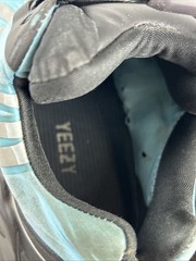 Size 5.5 – Adidas Yeezy Boost 700 MNVN Blue Tint W/Box