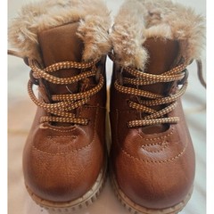 OshKosh Bgosh Haskell Brown Faux Leather Fur Lined Boots Kids Size 5M OF20M10P