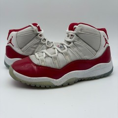 Jordan 11 Retro Cherry White Varsity Red Sneakers Size 3Y Pre-School 378039-116