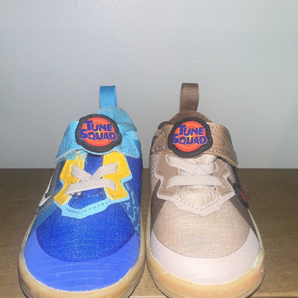 Nike LeBron 18 Low Space Jam Wile E Vs Roadrunner Toddler 6C CW6735-400