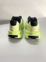 Nike Uplift SC Shoes Barely Volt Black Size 5Y Brand New In Box Phylon Cushion