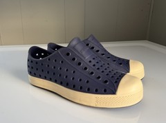 *NATIVE* Jefferson Child NAVY BLUE Waterproof Sneaker Shoes Size C13 ~ VGC