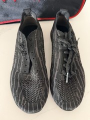 REBEL Black Low Top Cheer Shoe/Sneaker SZ YOUTH 2