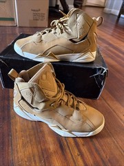 Jordan True Flight Golden Harvest Size 6Y ** 🔥🔥🔥