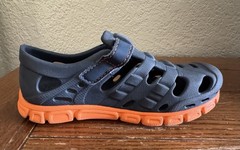 Stride Rite Surprize Demetrius Kids Sz. 10 Rubber Closed Toe Active Water Shoes