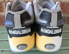Pop By Heelys Star Wars Mandalorian Grogu Baby Yoda Wheeled Shoes Youth 3 Eur 34