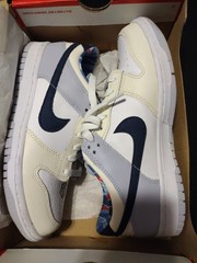 Nike Dunk Low GS Blue/Midnight Navy-white Used Great Condition Size 7y