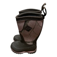 The original muck boot company kids size 10