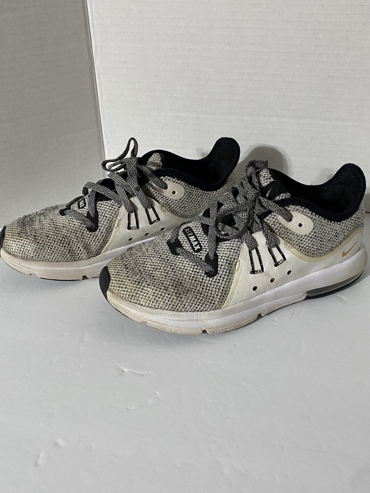 Nike Air Max Sequent 3 Sneakers Size 1.5 Youth Unisex Please See Photos