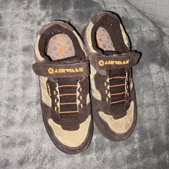 Airwalk Youth Hook & Loop Elastic Skate Shoe Size 1 1/3 1.5 Brown Beige Orange