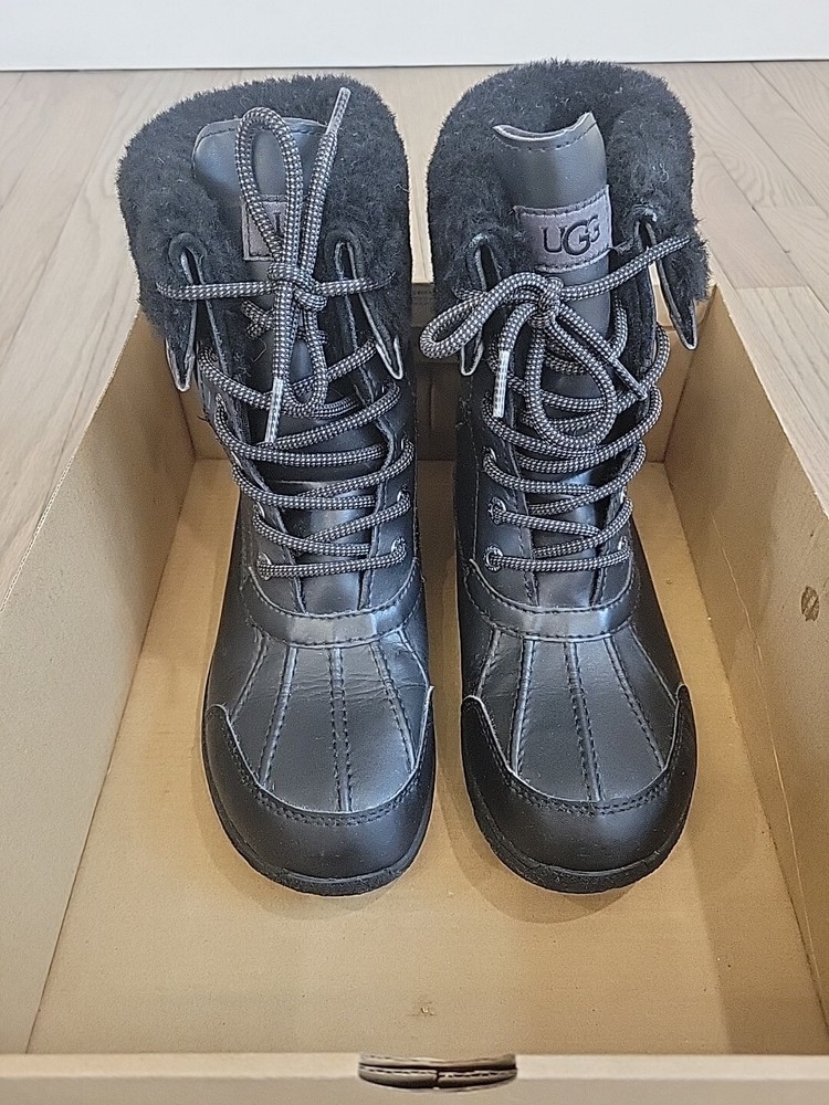 Ugg K Butte II CWR Unisex Boots Size 5 Women/Kids Black On Black