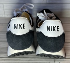 Nike Waffle Trainer 2 Low Black White Big Kids GS Size 5.5