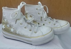 Converse High-Top Chuck Taylor All Star Sneaker Shoes Platform Youth Size 1