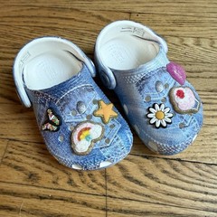 Crocs Classic Denim Patch Clog Little Kid size C5 Toddler Slip On Charms