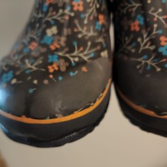 Bogs K Classic Flowers Sz 3 Pull-On Brown Floral Rubber Waterproof Mid-Calf Boot