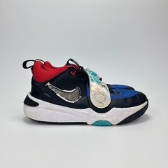 Nike Team Hustle D 11 SE Black Red Blue Basketball Shoes FJ390-001 Youth 6.5