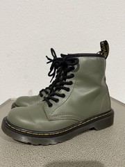 Dr Martens Olive Green 1460 J Boots Junior Kids US 1 / UK 13 / EU 32 – AW004