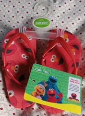 Sesame Street Elmo Kids Flip Flops Size Medium 7/8 NWT
