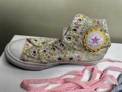 Converse Chuck Taylor Hi-Top Floral Junior Size 3 Shoes White Pink Yellow Laces