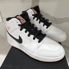 New Air Jordan 1 Mid GS 7Y White Arctic Orange Anthracite – 554725-180