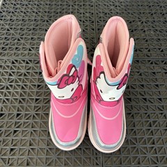 NEW Hello Kitty Snow Boots – Light Up Waterproof Insulated Toddler Kids Size 9C