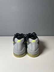 Nike Air Max Invigor GS Running Trainers, Wolf Grey/Volt/Black, size 4.5Y