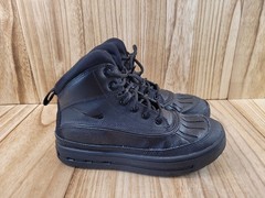 Nike ACG Woodside 2 High (GS) Triple Black Boots Size 4Y 524872-004