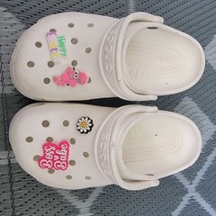 Crocs Junior Size 2 Classic Clogs White Ivory for Outdoor and Beach