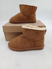 Apres Lamo Lexi Boots Youth Size 1 Brown Shearling Style Faux Fur Lined Winter