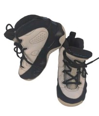 Size 6C – Jordan 9 Retro Mid University Blue Sneakers