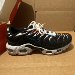 Nike Air Max Plus CD0609-014 Black White Orange Blue Youth Sneaker 6.5Y