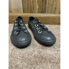 Converse Chuck Taylor All Star Big Eyelets Juniors Leather Ox Black 2.5 Sneakers