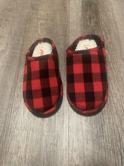 Holiday Time Buffalo Plaid Slippers Size 11/12