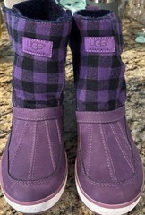 UGG Australia Kids Style S/N 1003143K Boots Purple size 6